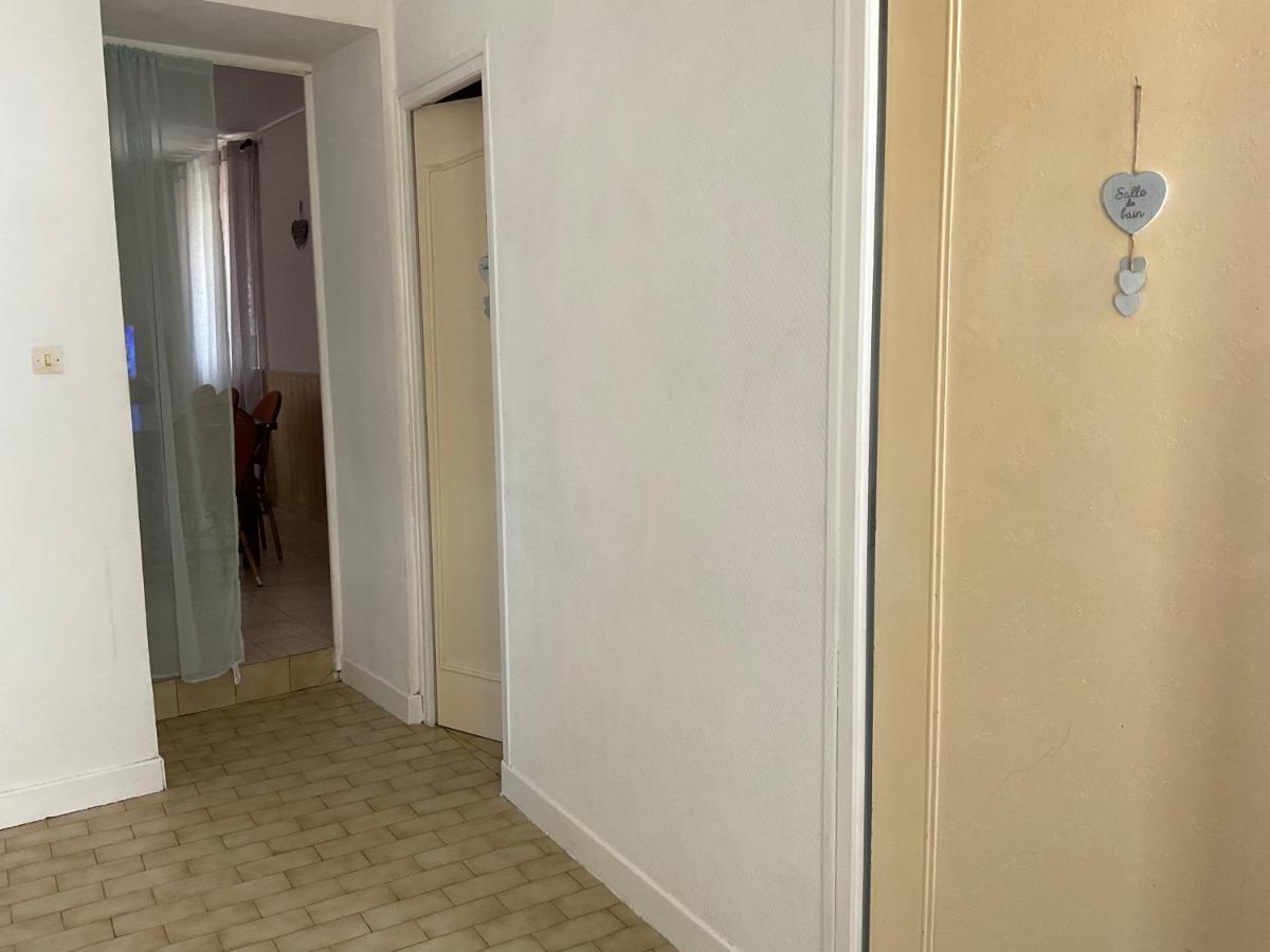 Chambres, Table D'Hotes Et Gites Les Mesanges Saint-Jean-de-Sauves Exterior foto