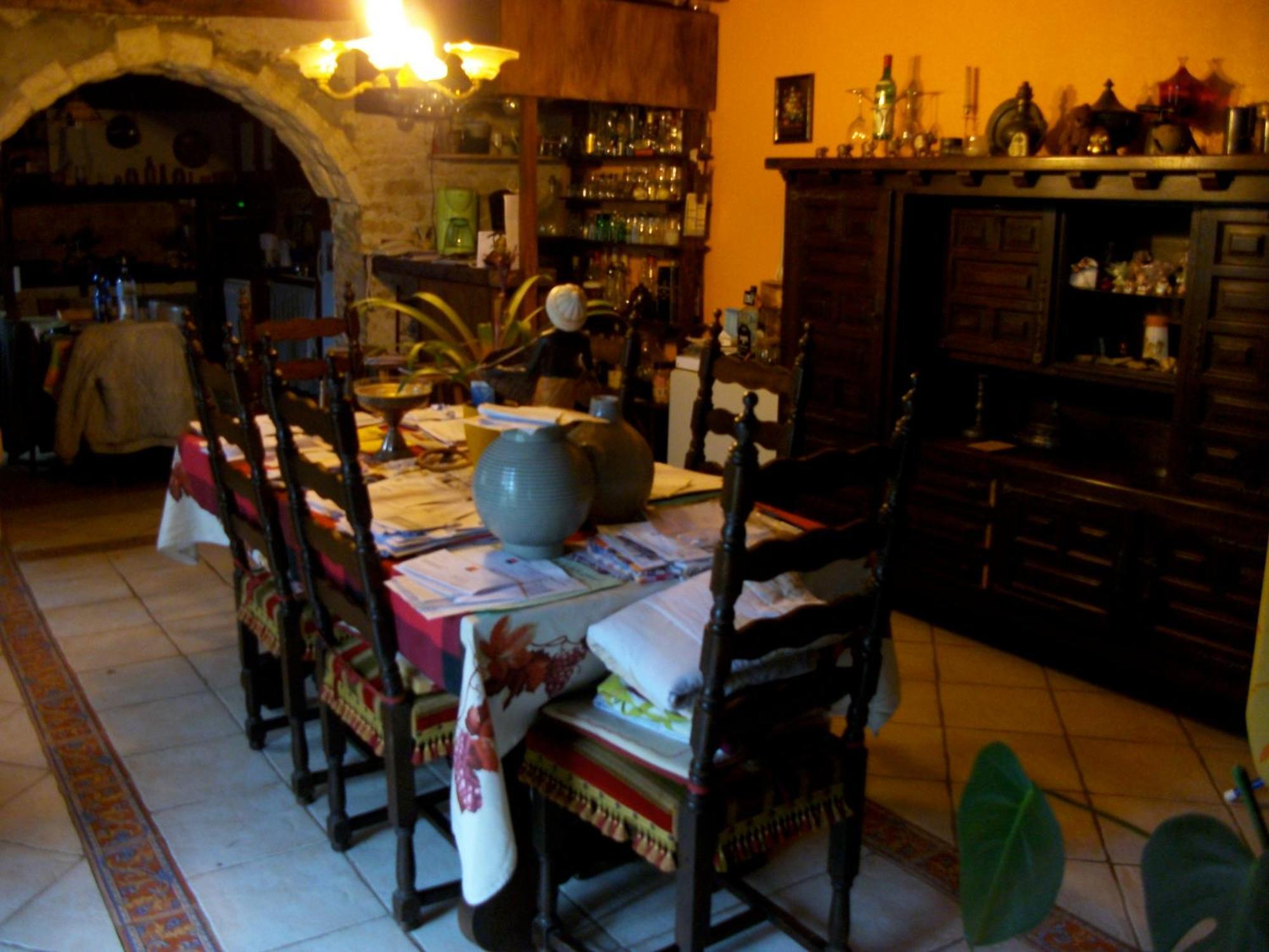Chambres, Table D'Hotes Et Gites Les Mesanges Saint-Jean-de-Sauves Exterior foto